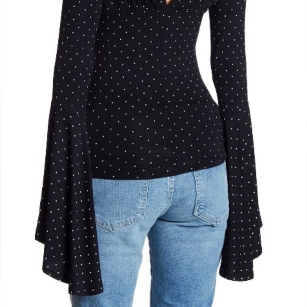 💫 FREE PEOPLE What A Babe Top Black with White Polka Dot Bell Sleeve Blouse NWT - Picture 8 of 15